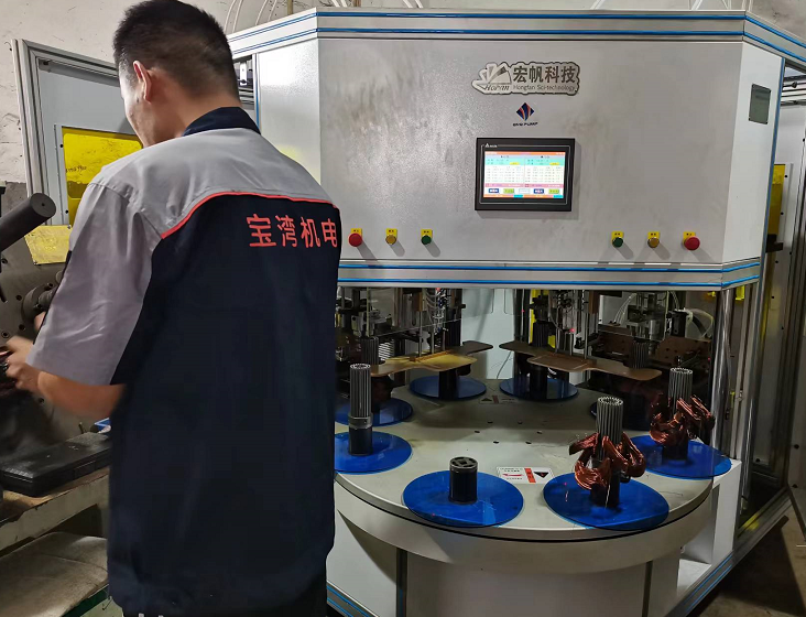 Machine winding wire